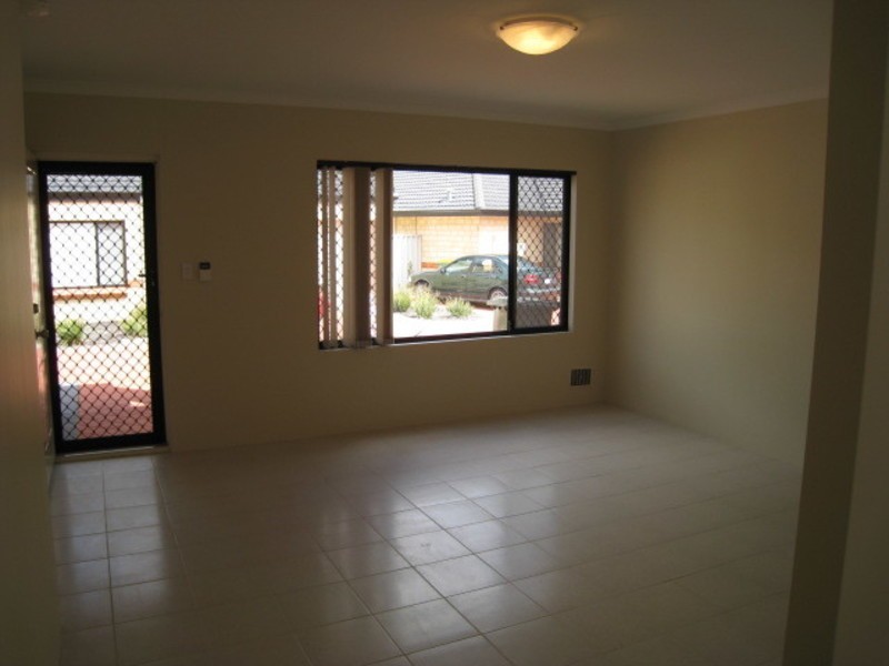 1/20 Duke Street, Bentley WA 6102