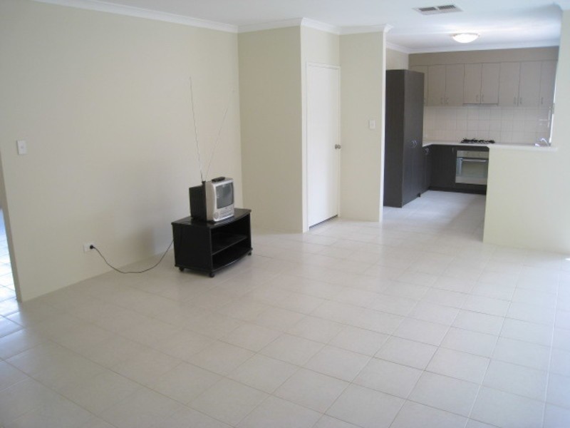 1/20 Duke Street, Bentley WA 6102