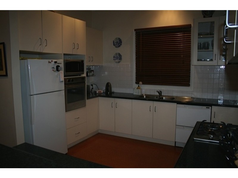 37 Oates Avenue, Wagga Wagga NSW 2650