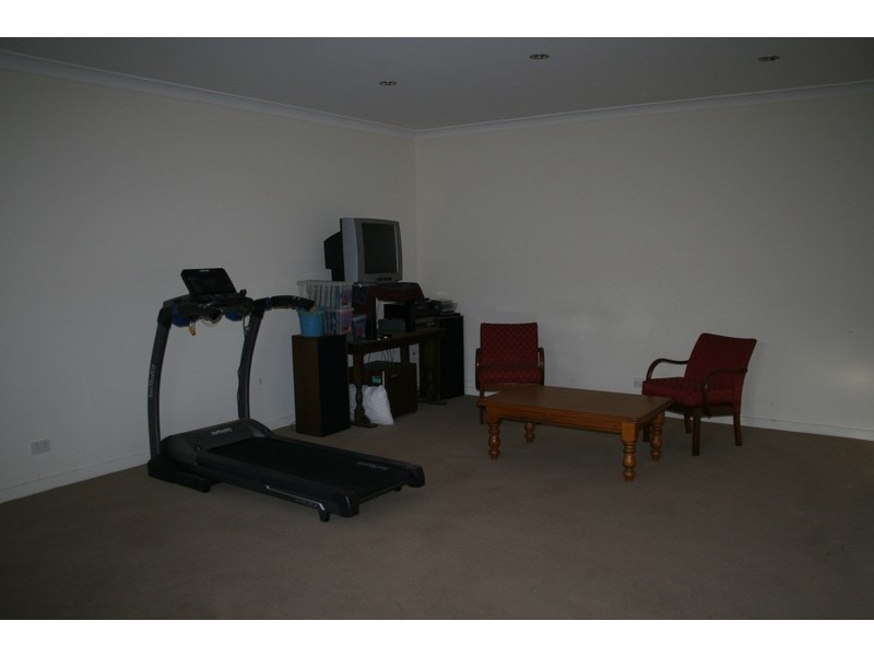 37 Oates Avenue, Wagga Wagga NSW 2650