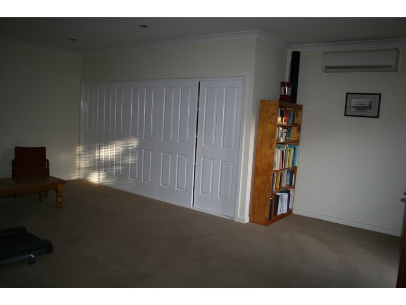37 Oates Avenue, Wagga Wagga NSW 2650