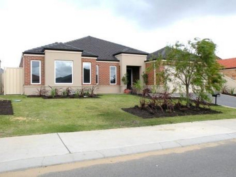 22 Fineview Crescent, Carramar WA 6031