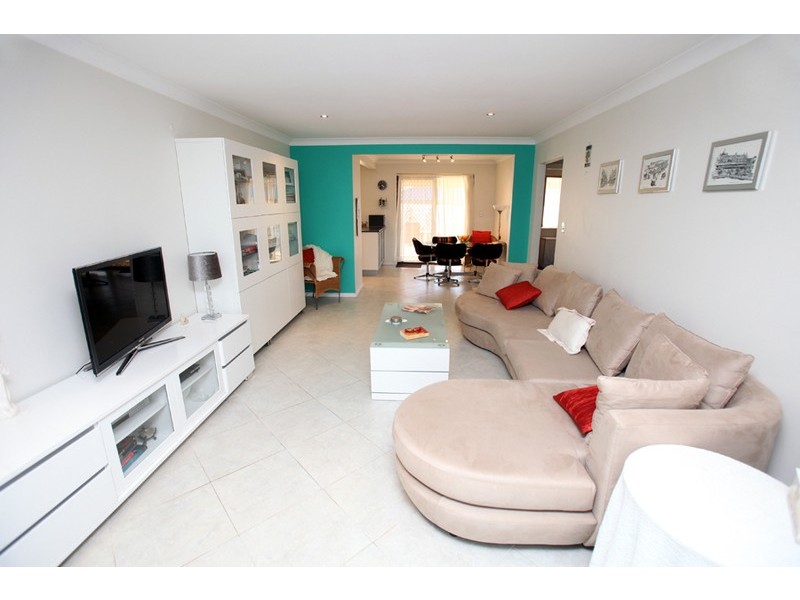 B/5 Laird Court, Greenwood WA 6024