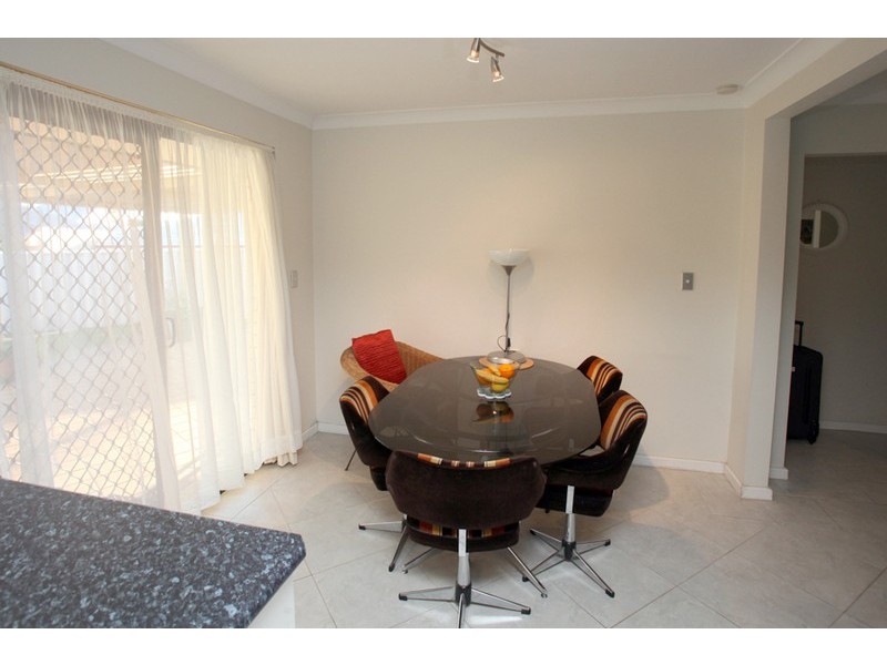 B/5 Laird Court, Greenwood WA 6024