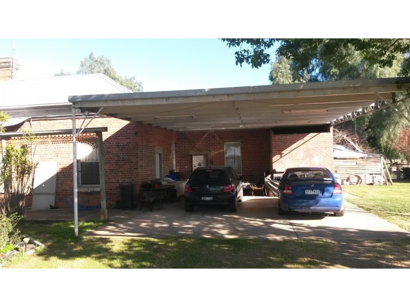 1281 Great Alpine Road, Tarrawingee VIC 3678