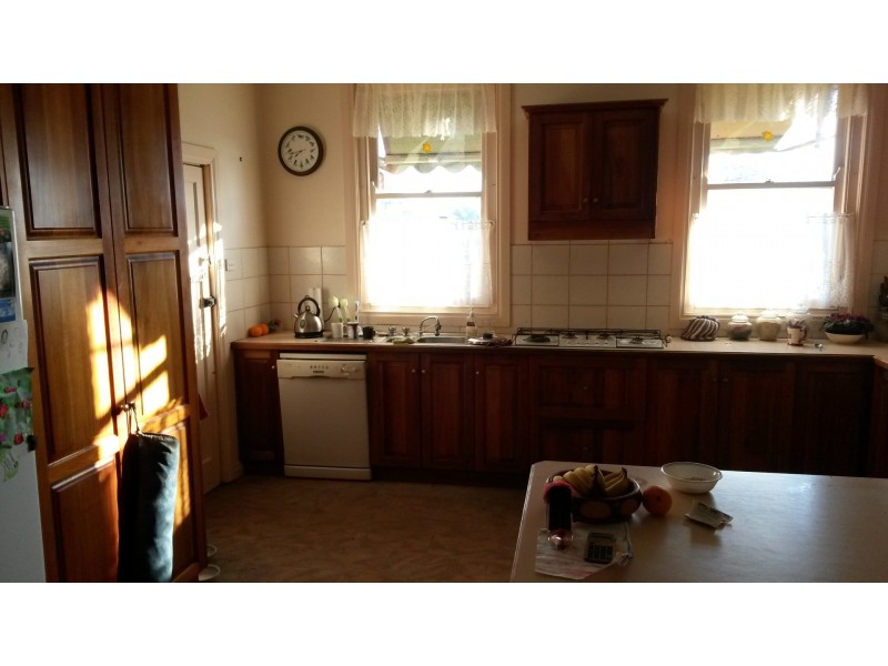 1281 Great Alpine Road, Tarrawingee VIC 3678