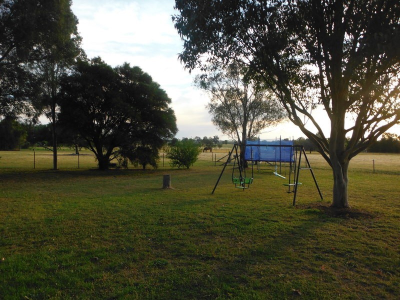 34  Vernon Drive, Cowra NSW 2794