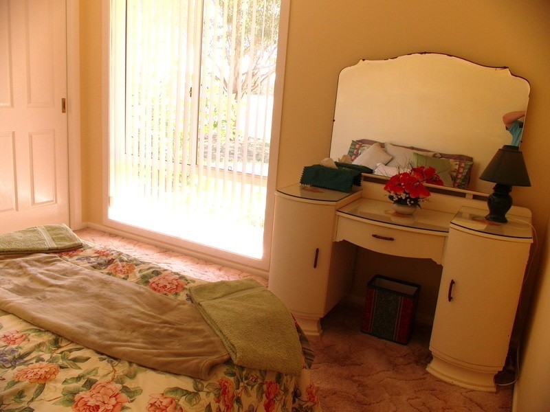 34  Vernon Drive, Cowra NSW 2794