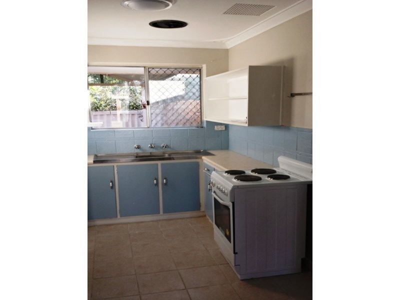 5-7 Jesmond St, Safety Bay WA 6169