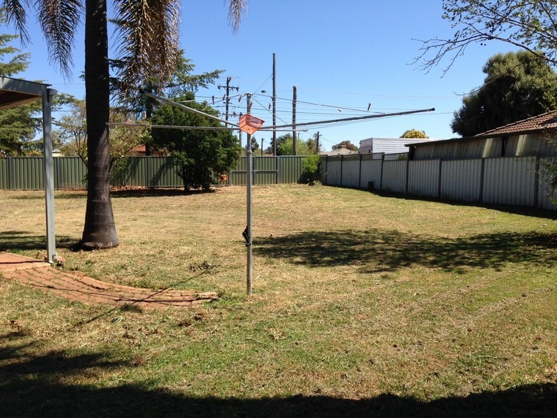 27 Cooinda Crescent, Dubbo NSW 2830