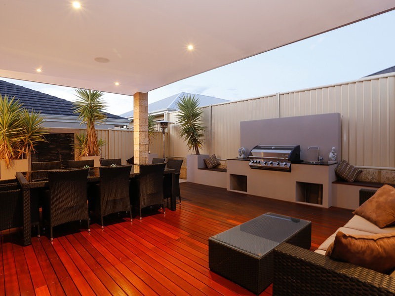 5 Piermont Avenue, Burns Beach WA 6028