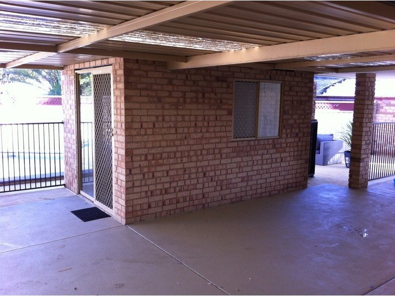 15 Rochester Way, Meadow Springs WA 6210