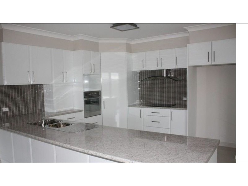 3 AZURE AVENUE, Dubbo NSW 2830