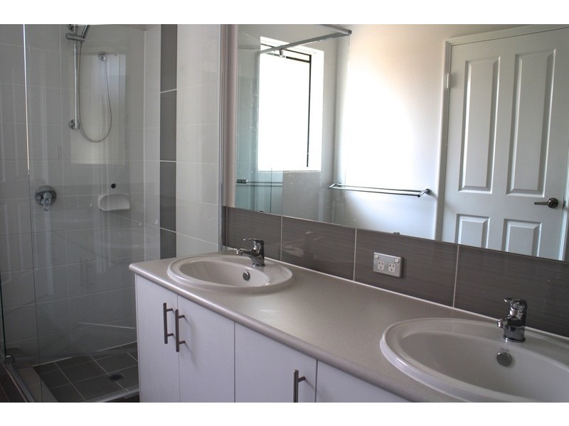 35 CERVANTES DRIVE, Erskine WA 6210