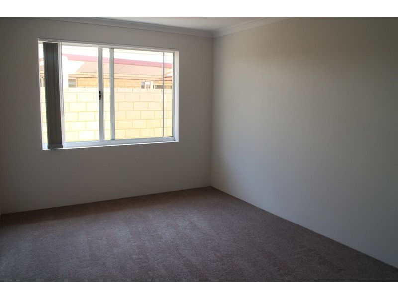 35 CERVANTES DRIVE, Erskine WA 6210