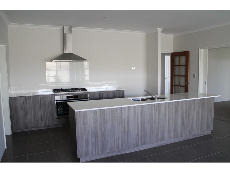 35 CERVANTES DRIVE, Erskine WA 6210