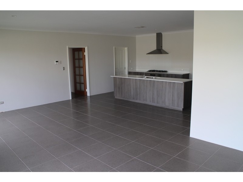 35 CERVANTES DRIVE, Erskine WA 6210