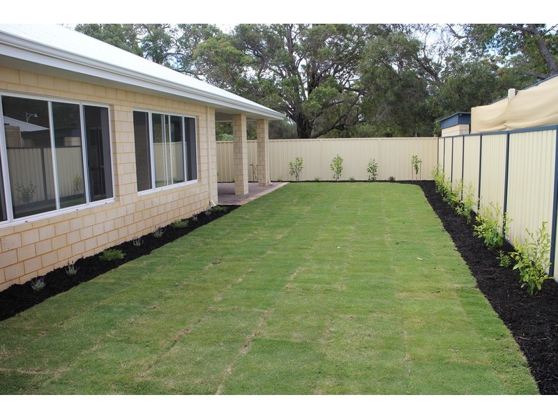 35 CERVANTES DRIVE, Erskine WA 6210