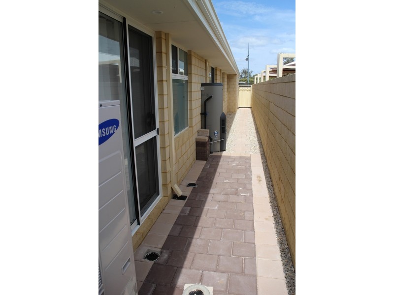 35 CERVANTES DRIVE, Erskine WA 6210