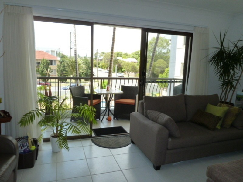 Unit 8 /17-19 Parr Street, Biggera Waters QLD 4216