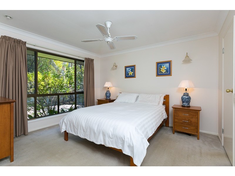 3  Oolyie Close, Chapel Hill QLD 4069