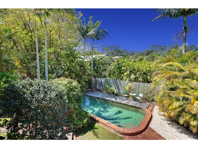 3  Oolyie Close, Chapel Hill QLD 4069