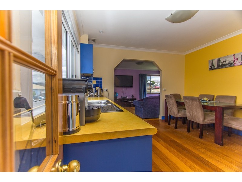 8 Barron Avenue, Goodwood TAS 7010