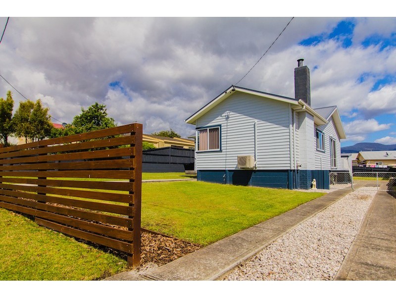 8 Barron Avenue, Goodwood TAS 7010