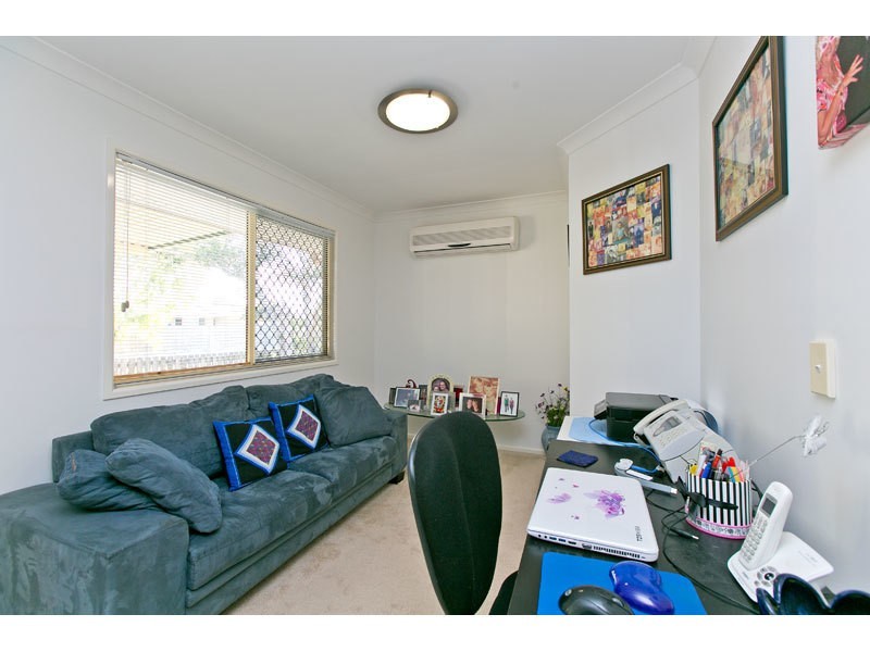 8/10-18   BARRON ROAD, Birkdale QLD 4159