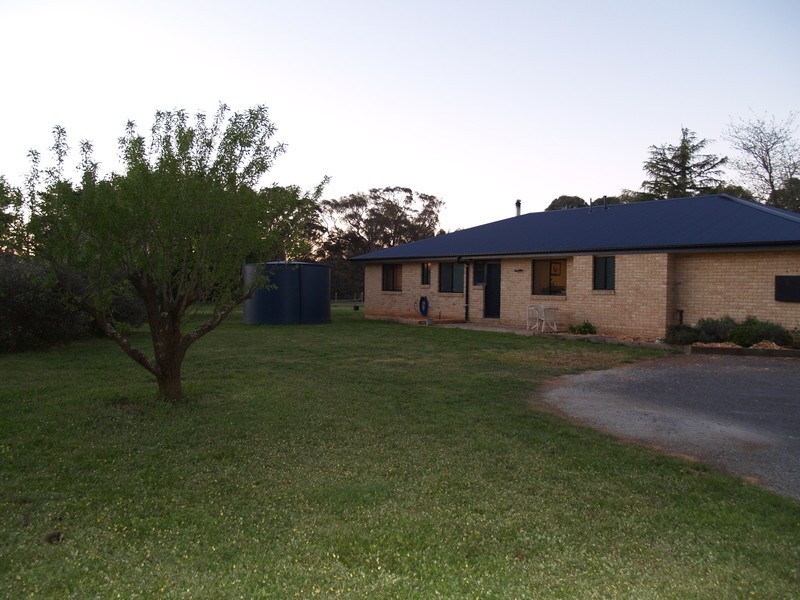 2 Hughes Place, Murrumbateman NSW 2582