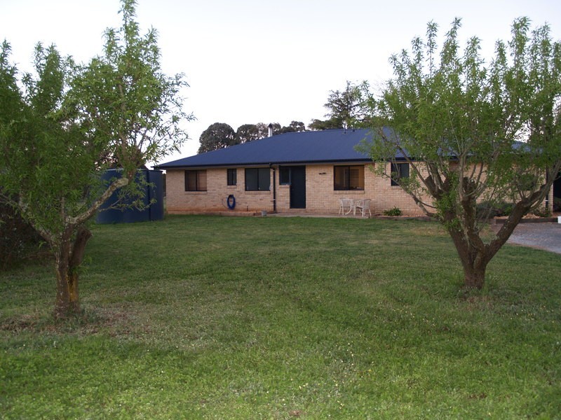 2 Hughes Place, Murrumbateman NSW 2582