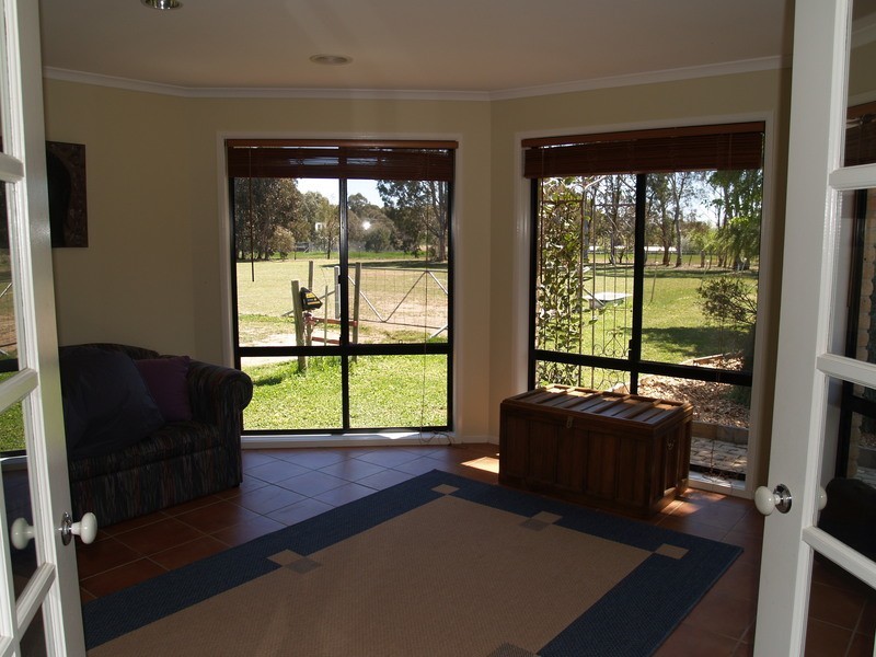 2 Hughes Place, Murrumbateman NSW 2582