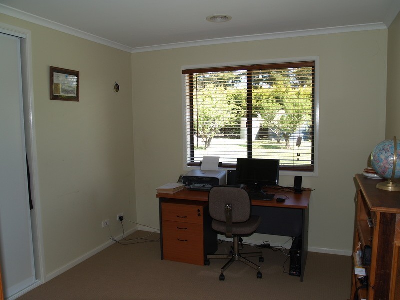2 Hughes Place, Murrumbateman NSW 2582