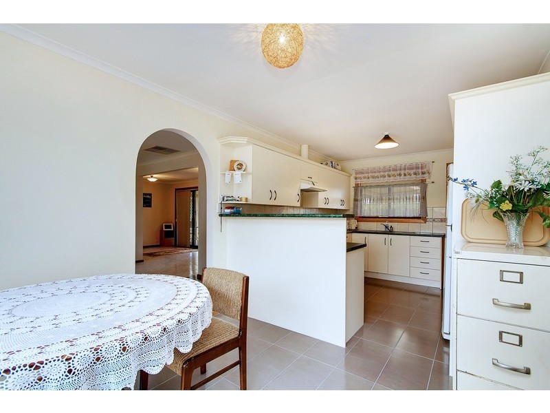 11 Cornwall Court, Woodcroft SA 5162