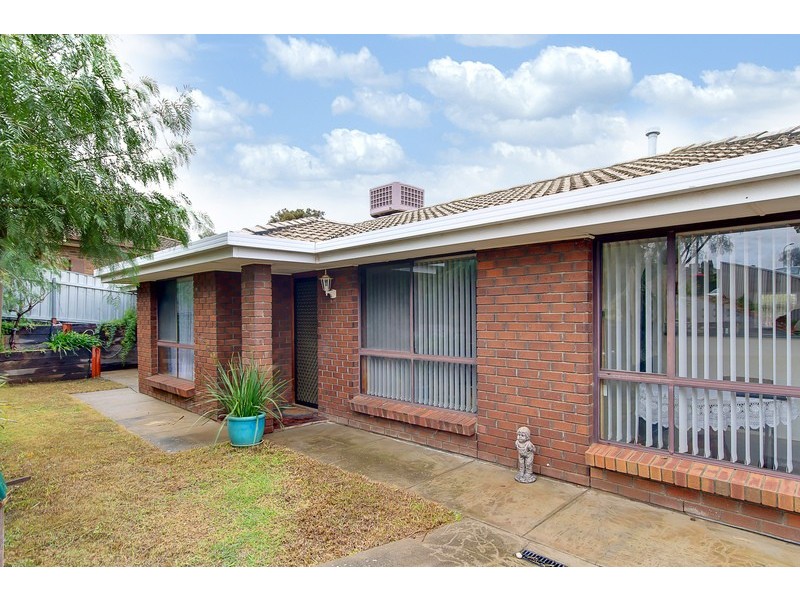 11 Cornwall Court, Woodcroft SA 5162