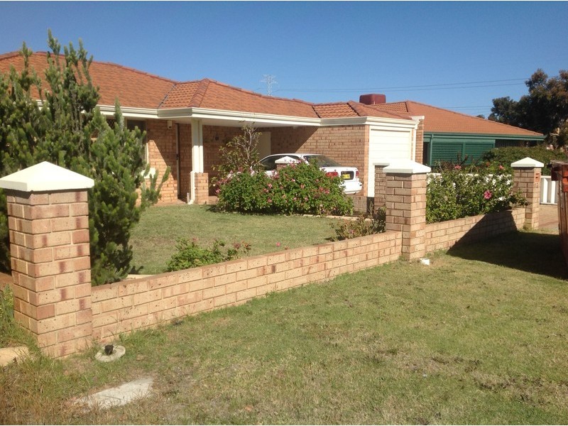 4 Glacier Gardens, Ballajura WA 6066