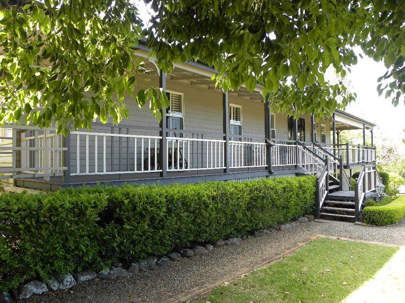 4 Moffitt Court, Maleny QLD 4552