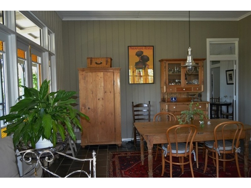 4 Moffitt Court, Maleny QLD 4552