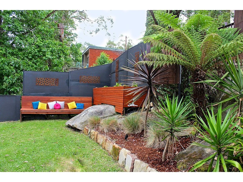 2 Castle Howard, Cheltenham NSW 2119