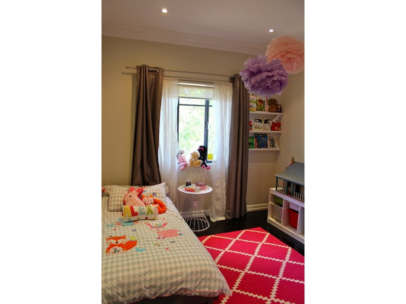 2 Castle Howard, Cheltenham NSW 2119