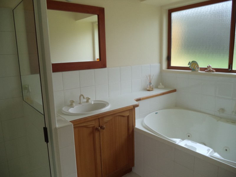 54 Cilwen Rd, Cambridge TAS 7170