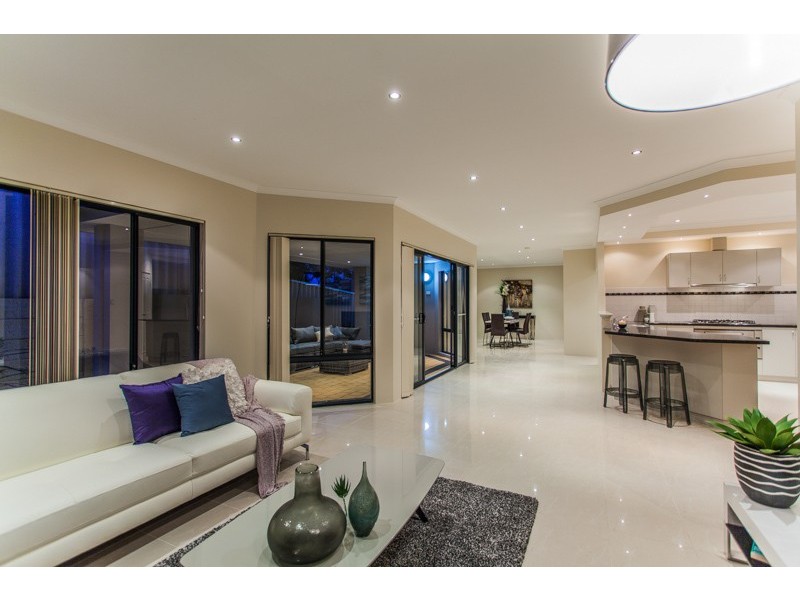 45A Williams Rd, Melville WA 6156