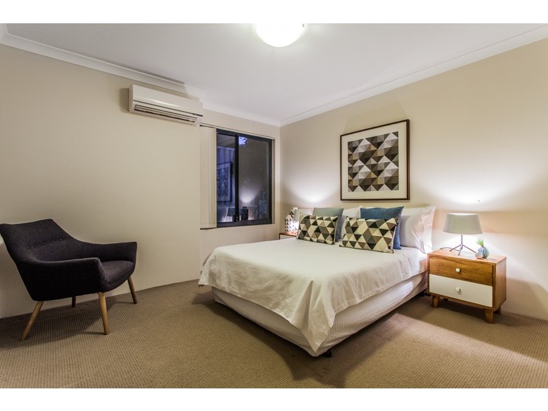 45A Williams Rd, Melville WA 6156