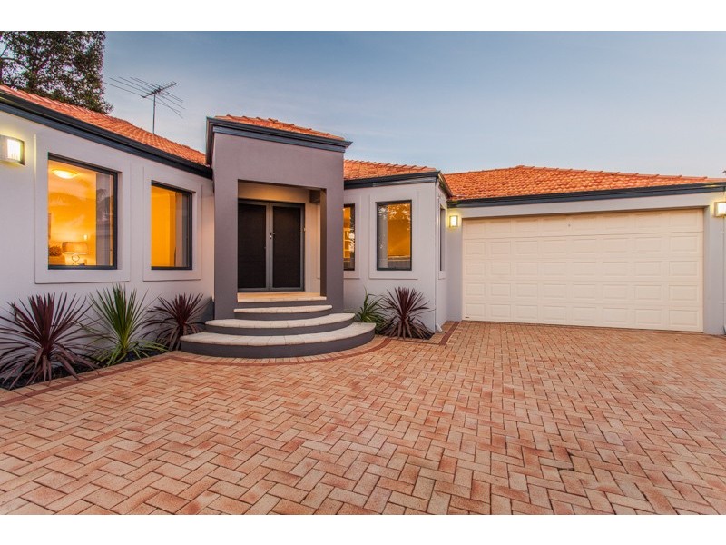 45A Williams Rd, Melville WA 6156