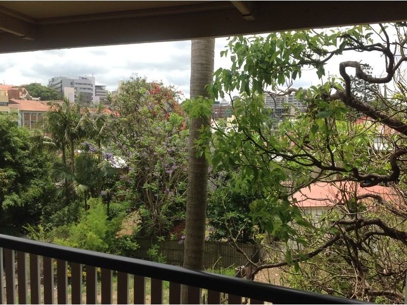 18 Heaslop Street, Woolloongabba QLD 4102