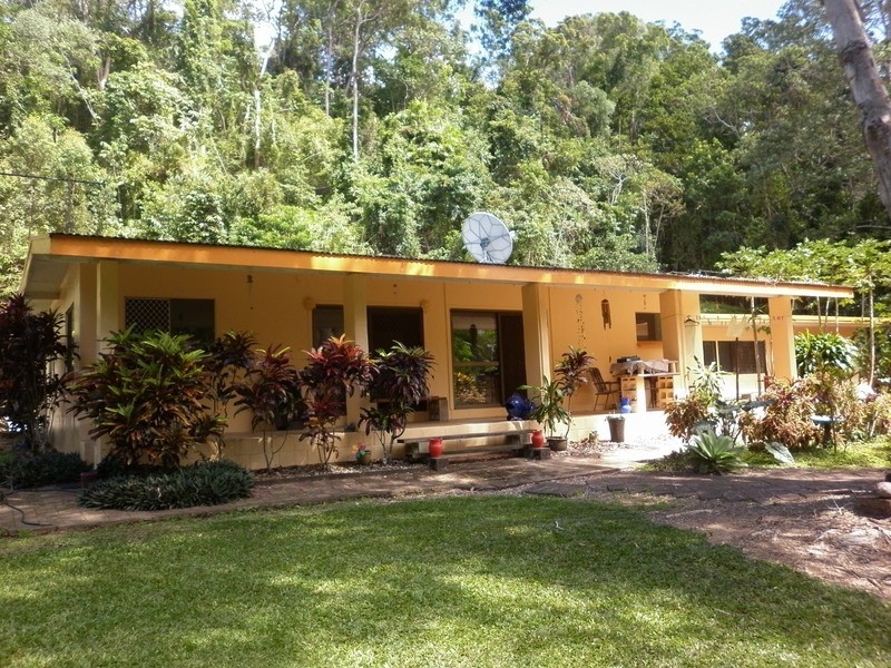 2897  Mossman Daintree Rd, Lower Daintree QLD 4873