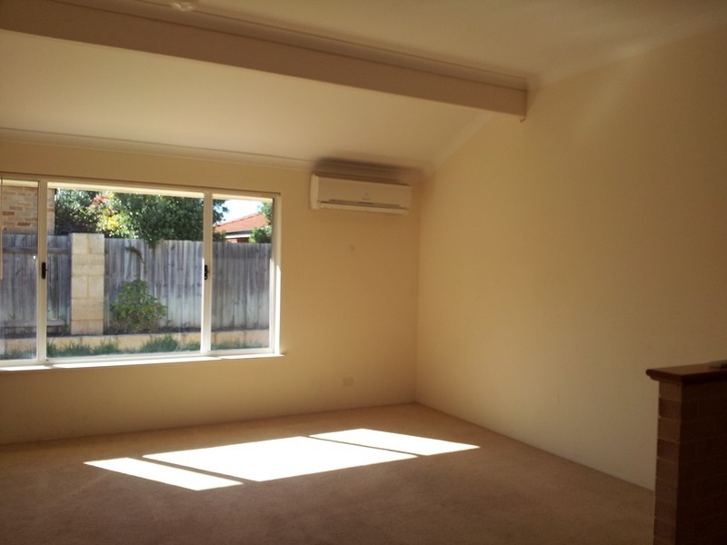 10 Abbeville Circle, Mindarie WA 6030