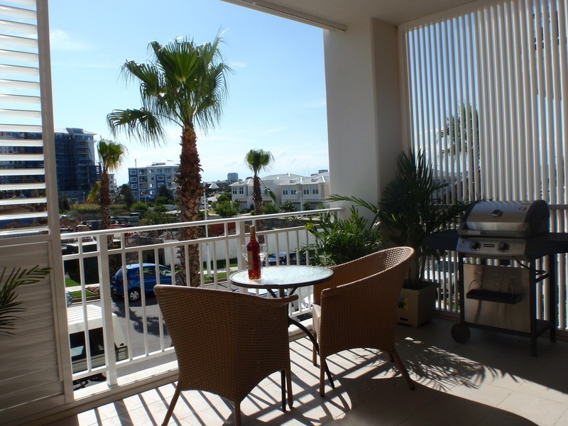 22/1 Palm Ave, Breakfast Point NSW 2137