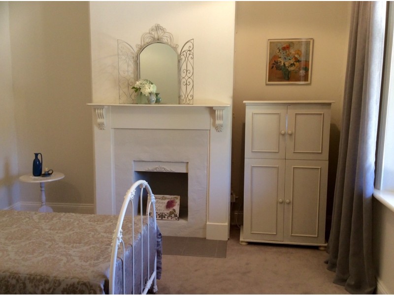 10 Masters Street, Riverton SA 5412