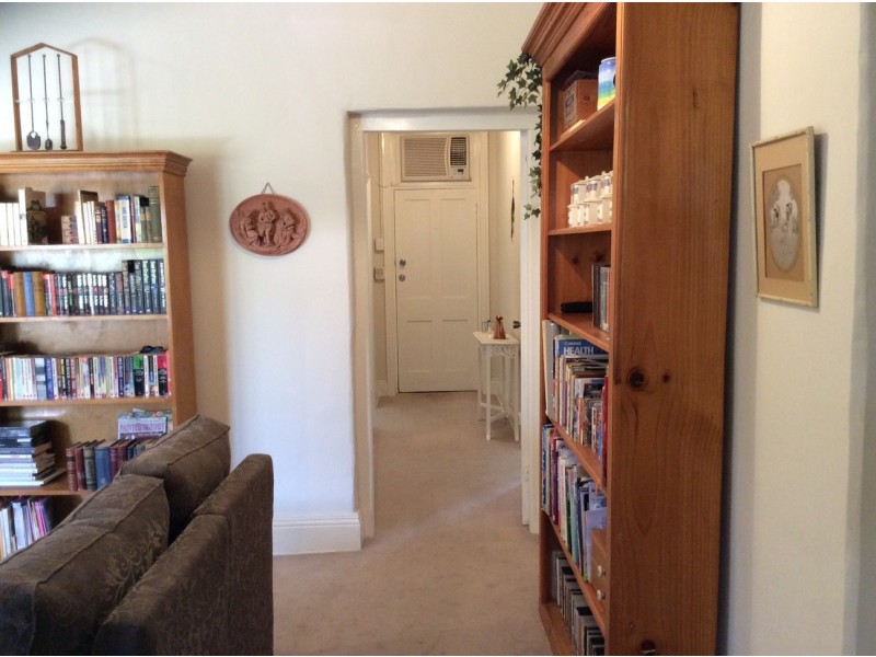 10 Masters Street, Riverton SA 5412